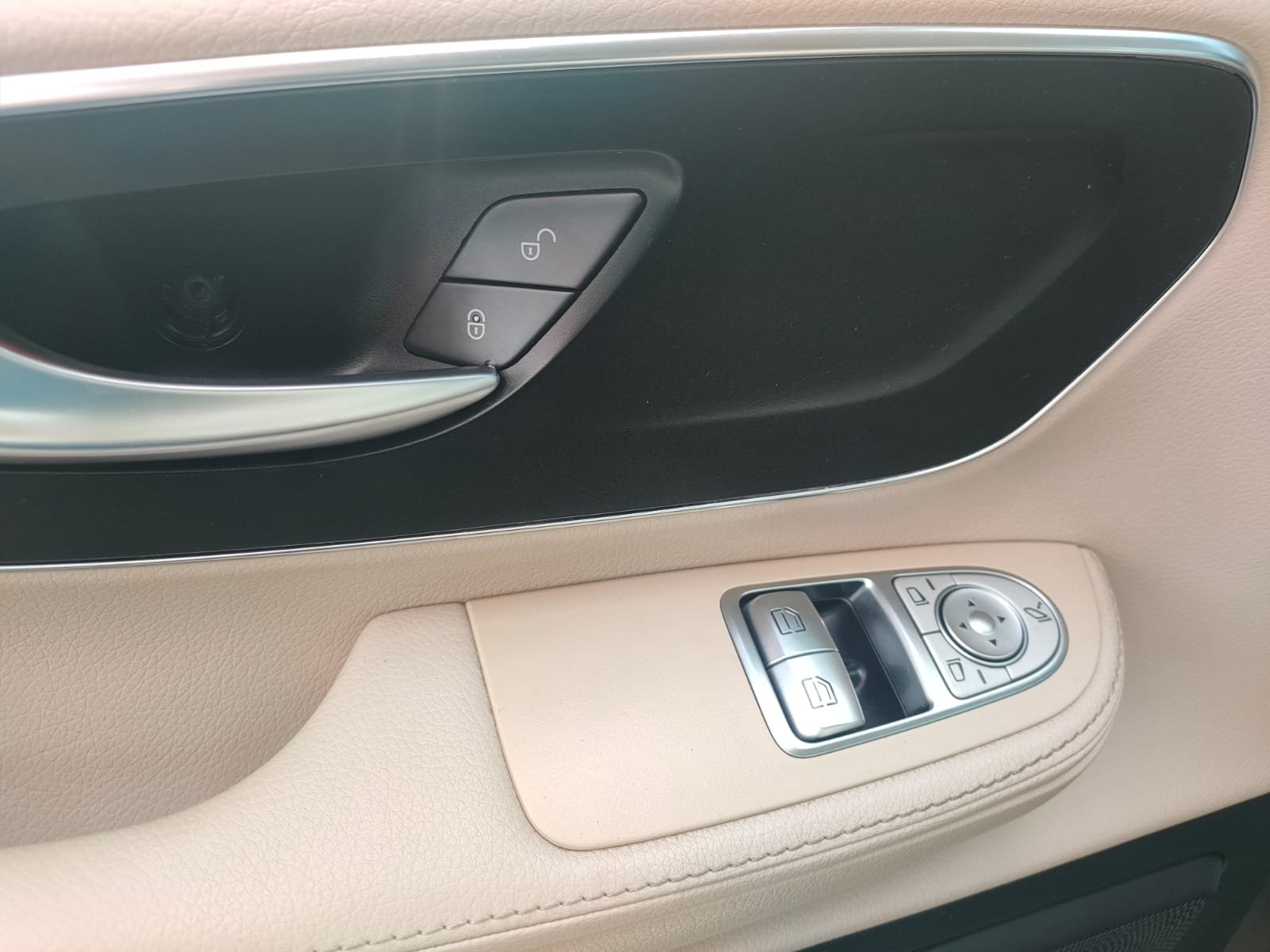 MERCEDES-BENZ CLASE V 220