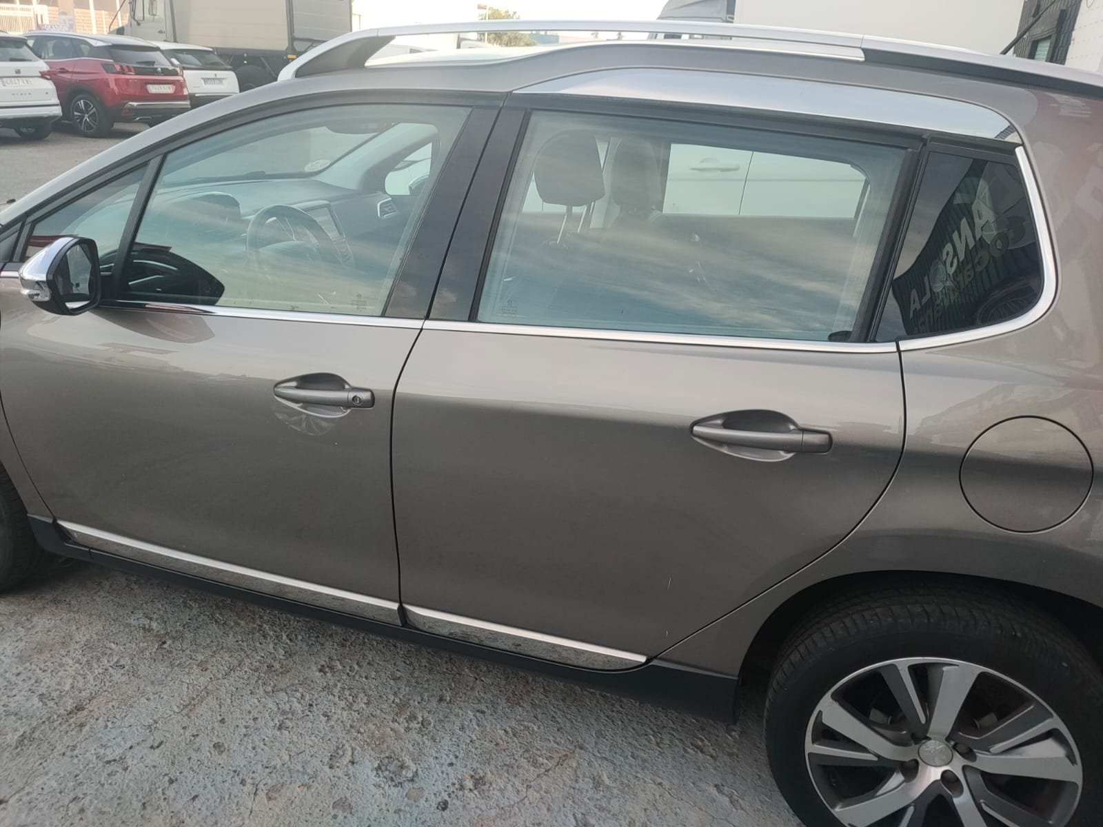 PEUGEOT 2008 ALLURE e-HDI