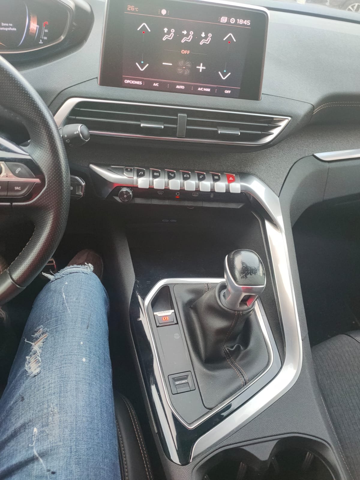 PEUGEOT 3008 GT LINE