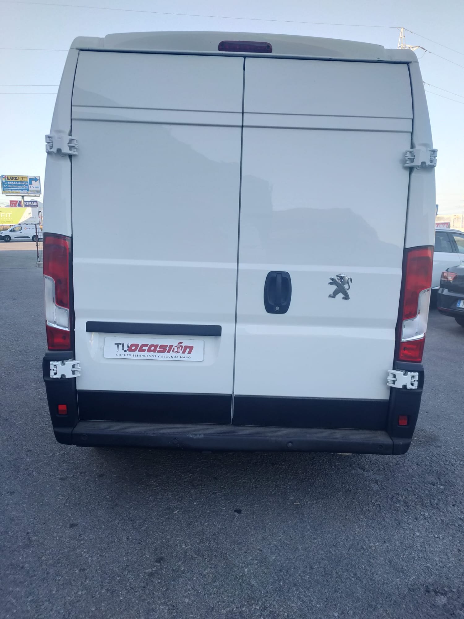 PEUGEOT BOXER