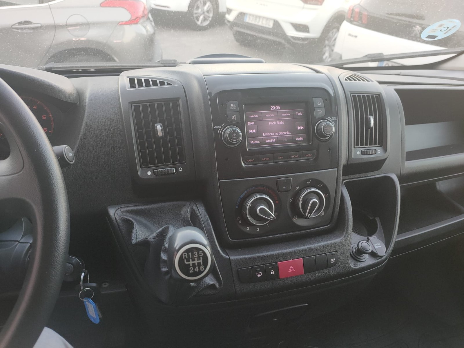 PEUGEOT BOXER