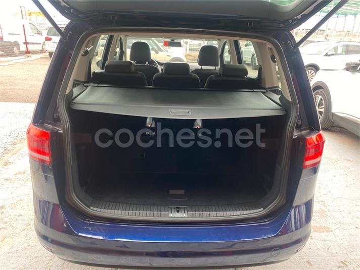 VOLKSWAGEN Touran Business Navi 1.6 TDI BMT