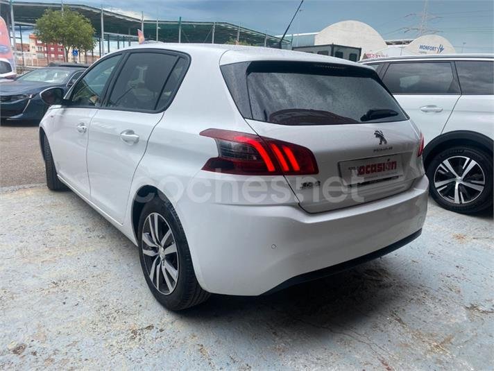 PEUGEOT 308 Style BlueHDi 130 SS