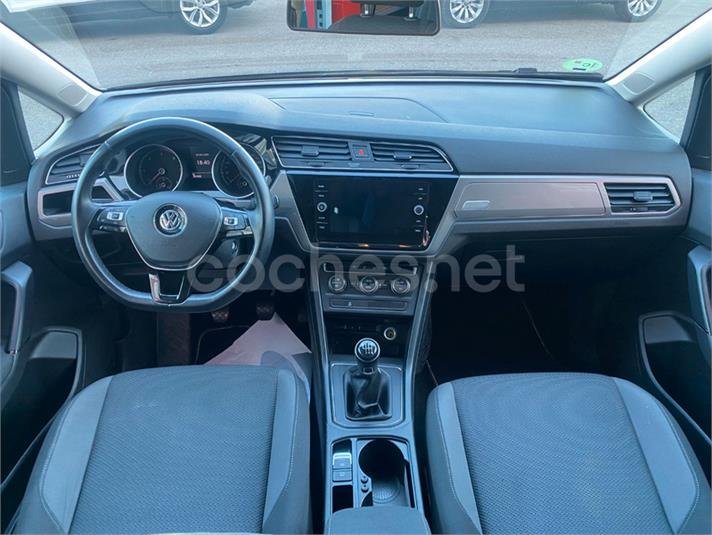 VOLKSWAGEN Touran Business Navi 1.6 TDI