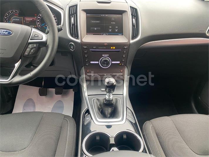 FORD S-MAX 2.0 TDCi Titanium