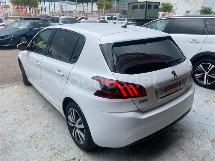 PEUGEOT 308 Style BlueHDi 130 SS