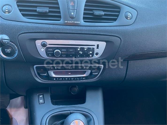 RENAULT Scénic Authentique dCi 95 eco2