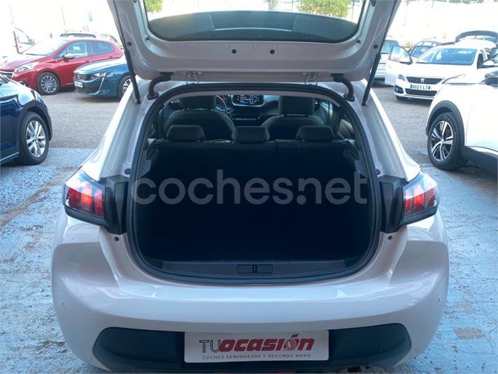 PEUGEOT 208 PureTech Active Pack