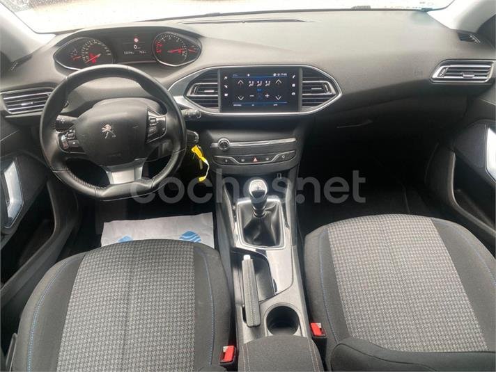 PEUGEOT 308 Style BlueHDi 130 SS