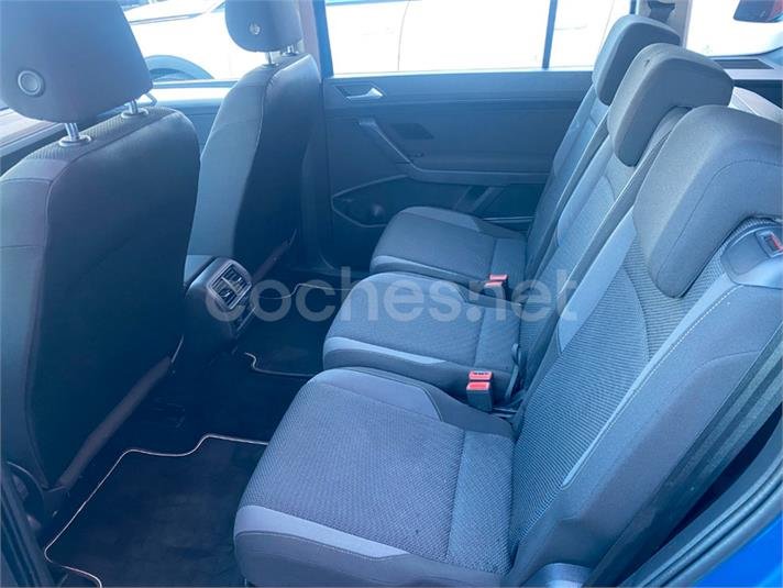 VOLKSWAGEN Touran Business Navi 1.6 TDI