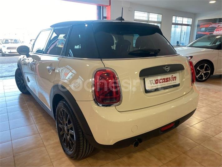 MINI ONE 5 PUERTAS