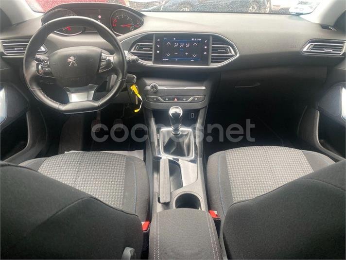 PEUGEOT 308 Style BlueHDi 130 SS