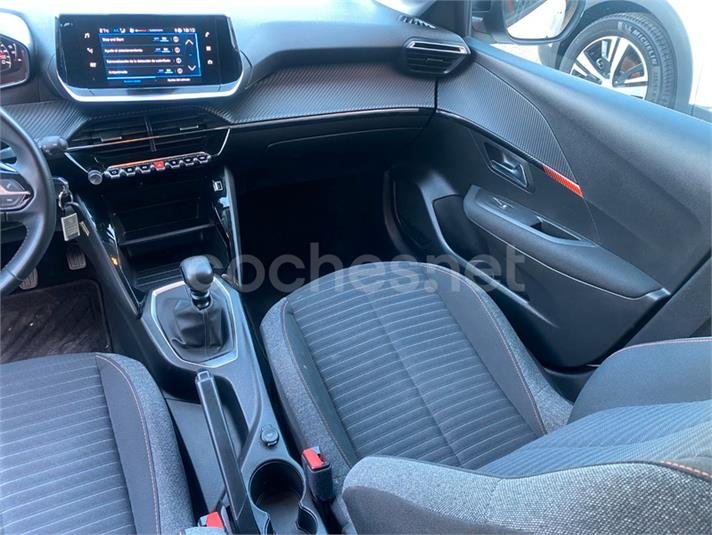 PEUGEOT 208 PureTech Active Pack