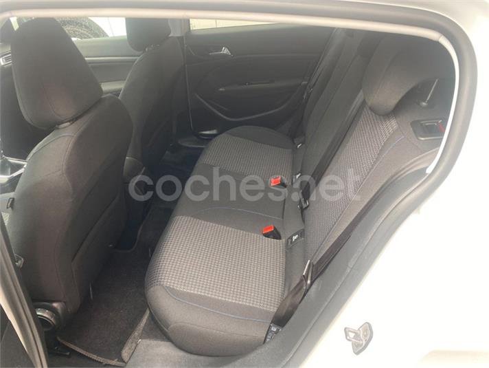 PEUGEOT 308 Style BlueHDi 130 SS