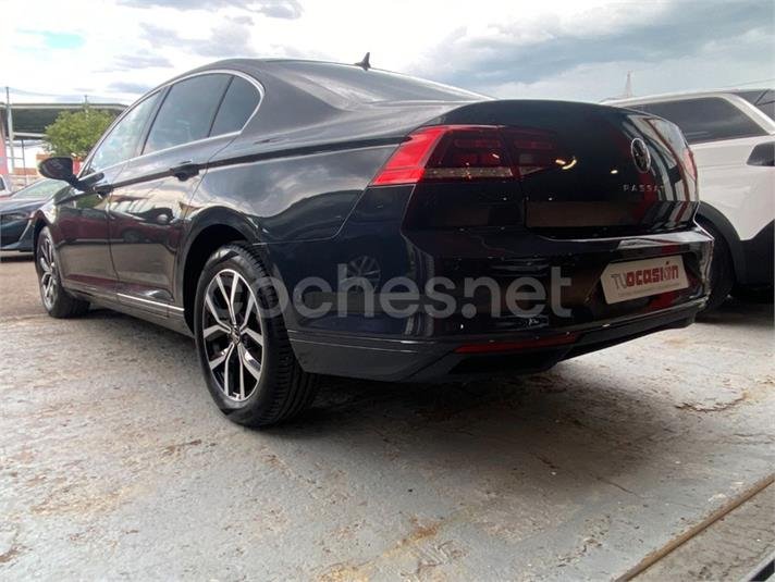 VOLKSWAGEN Passat Executive 2.0 TDI