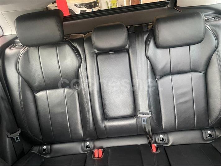 LAND-ROVER Range Rover Evoque 2.0L TD4 4x4 SE Auto.