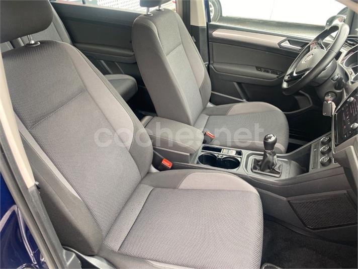 VOLKSWAGEN Touran Business Navi 1.6 TDI BMT