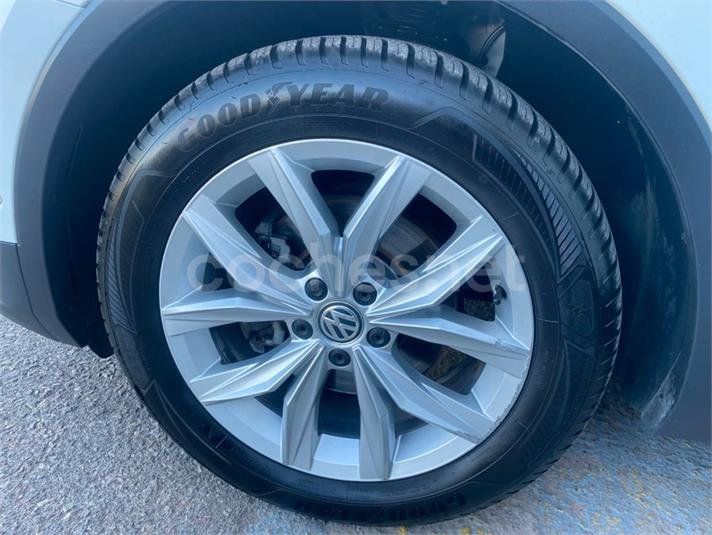 VOLKSWAGEN Tiguan Sport 2.0 TDI