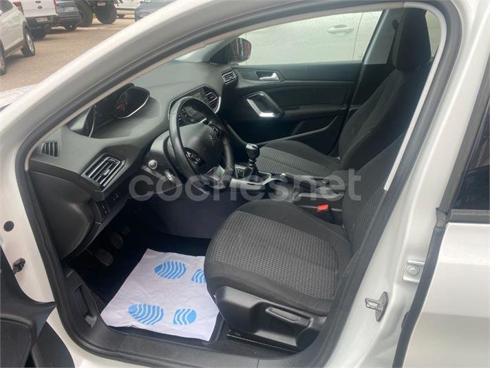 PEUGEOT 308 Style BlueHDi 130 SS