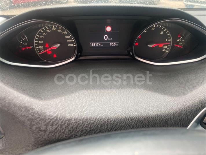 PEUGEOT 308 Style BlueHDi 130 SS