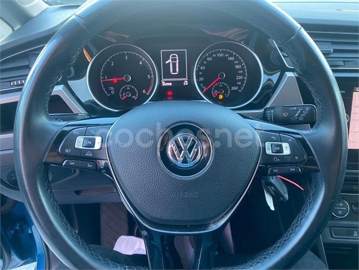 VOLKSWAGEN Touran Business Navi 1.6 TDI