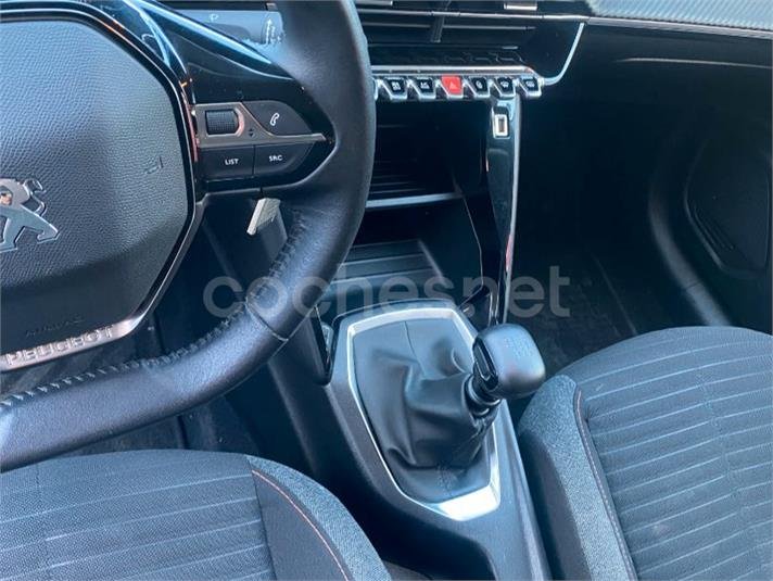 PEUGEOT 208 PureTech Active Pack