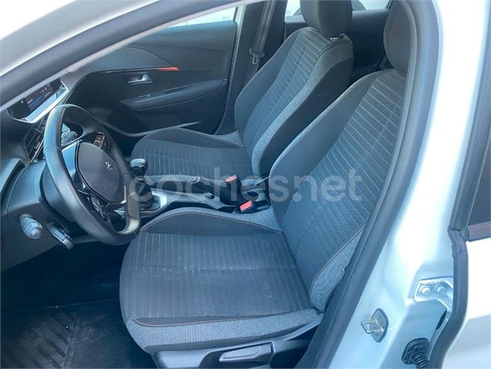 PEUGEOT 208 PureTech Active Pack
