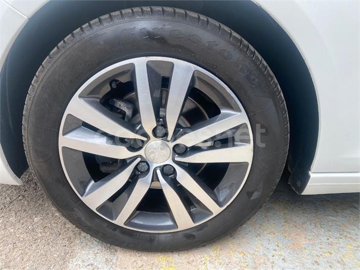 PEUGEOT 308 Style BlueHDi 130 SS