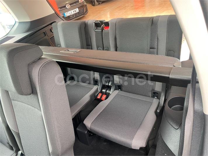 VOLKSWAGEN Touran Business Navi 1.6 TDI BMT