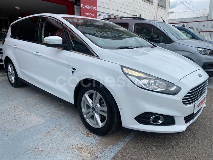 FORD S-MAX 2.0 TDCi Titanium