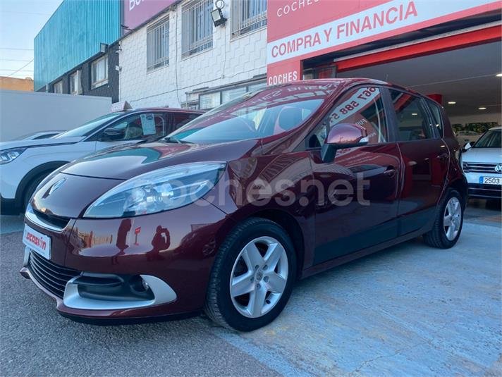 RENAULT Scénic Authentique dCi 95 eco2