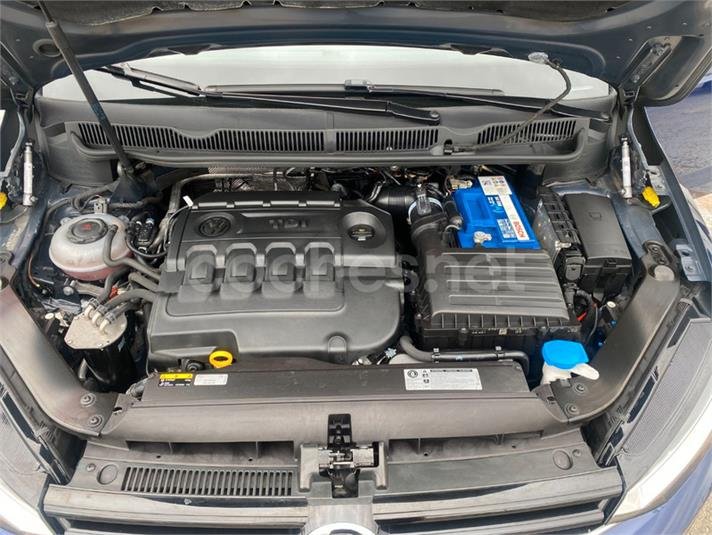 VOLKSWAGEN Touran Business Navi 1.6 TDI BMT