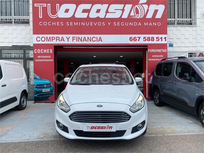 FORD S-MAX 2.0 TDCi Titanium