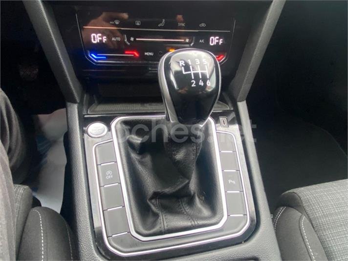 VOLKSWAGEN Passat Executive 2.0 TDI