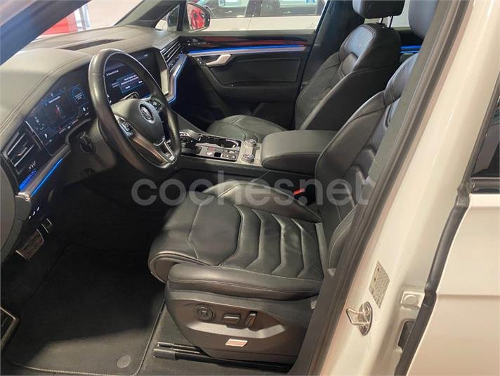 VOLKSWAGEN Touareg RLine 3.0 TDI Tip 4Motion