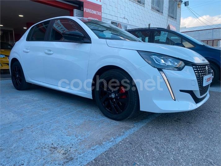 PEUGEOT 208 PureTech Active Pack