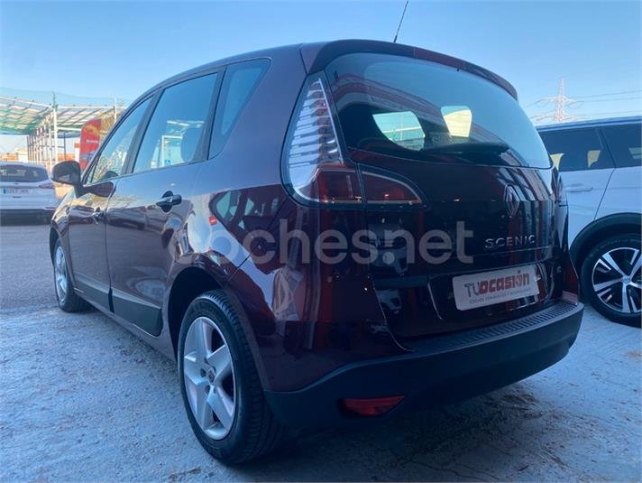 RENAULT Scénic Authentique dCi 95 eco2