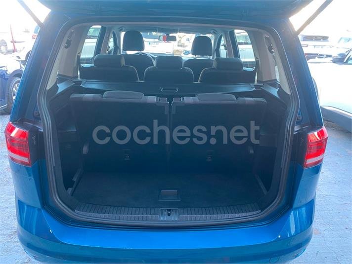 VOLKSWAGEN Touran Business Navi 1.6 TDI