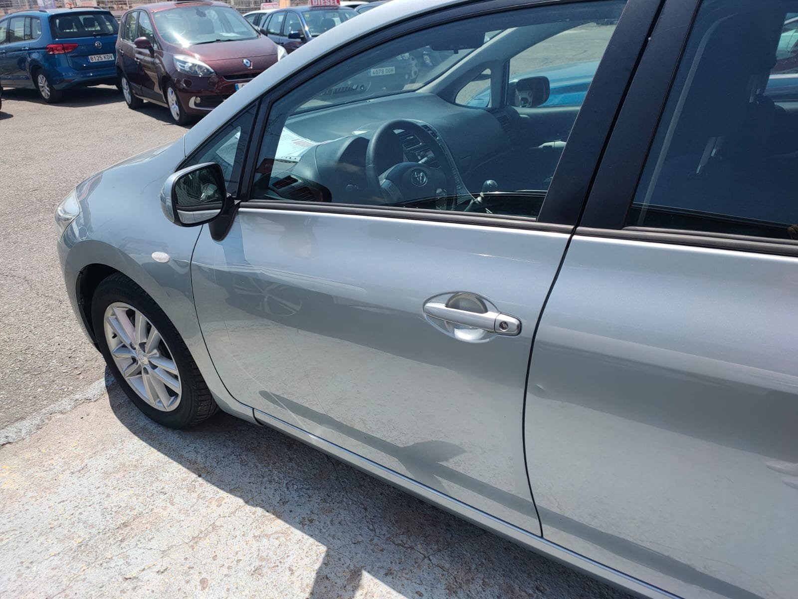 TOYOTA Auris Active