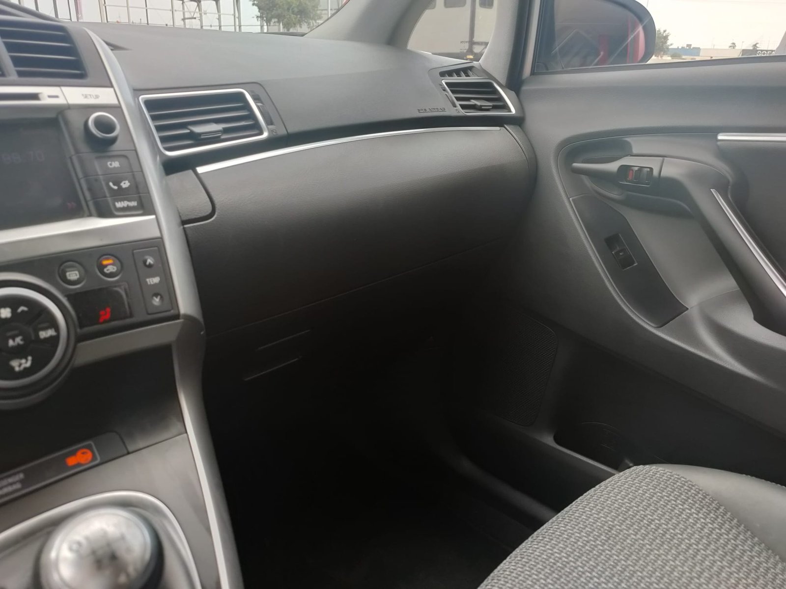 TOYOTA VERSO