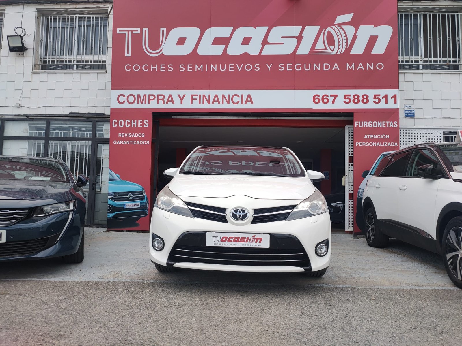 TOYOTA VERSO