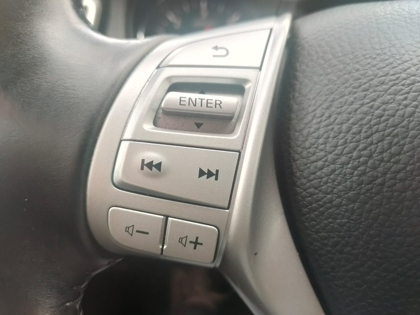 NISSAN qashqai dci 4x2