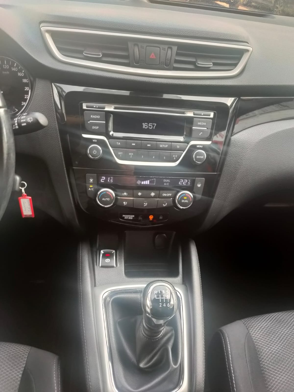 NISSAN qashqai dci 4x2