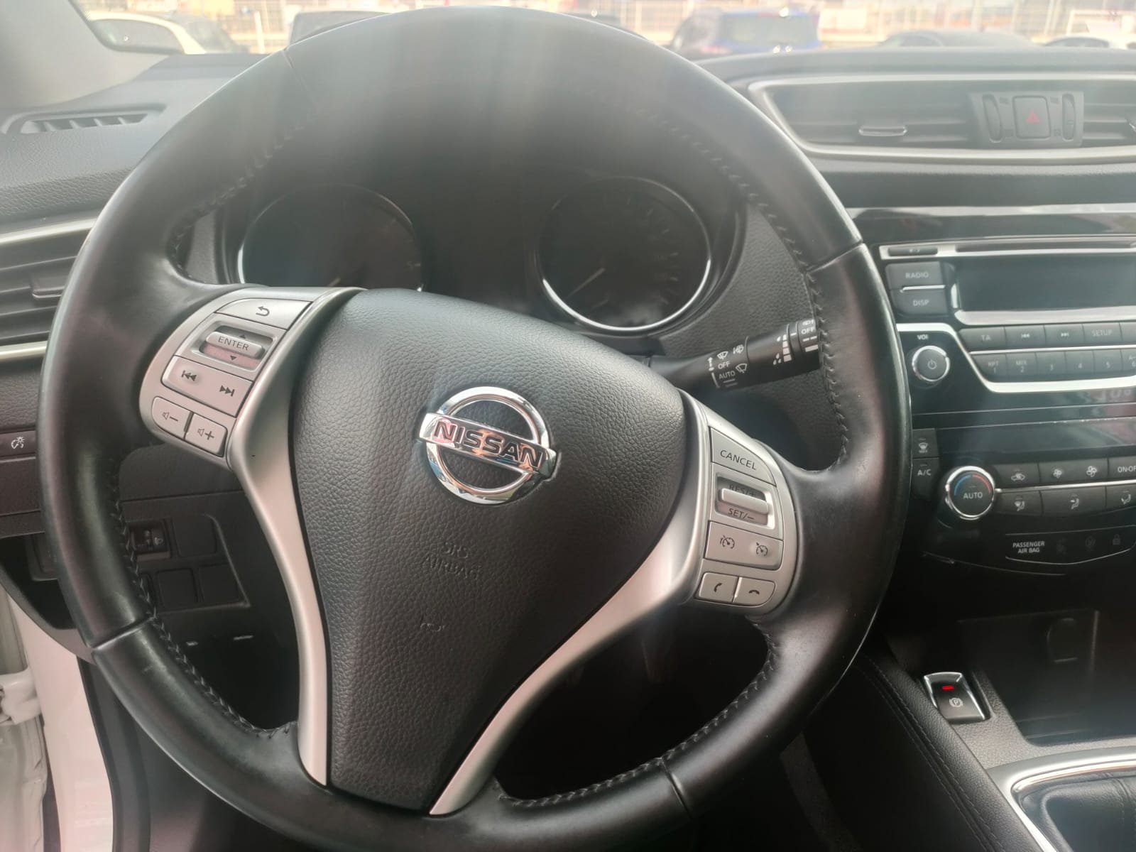 NISSAN qashqai dci 4x2