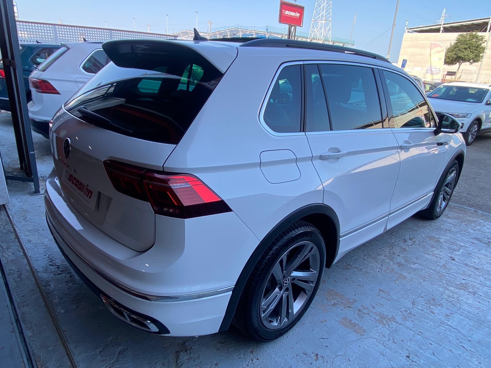 VOLKSWAGEN Tiguan TDI 