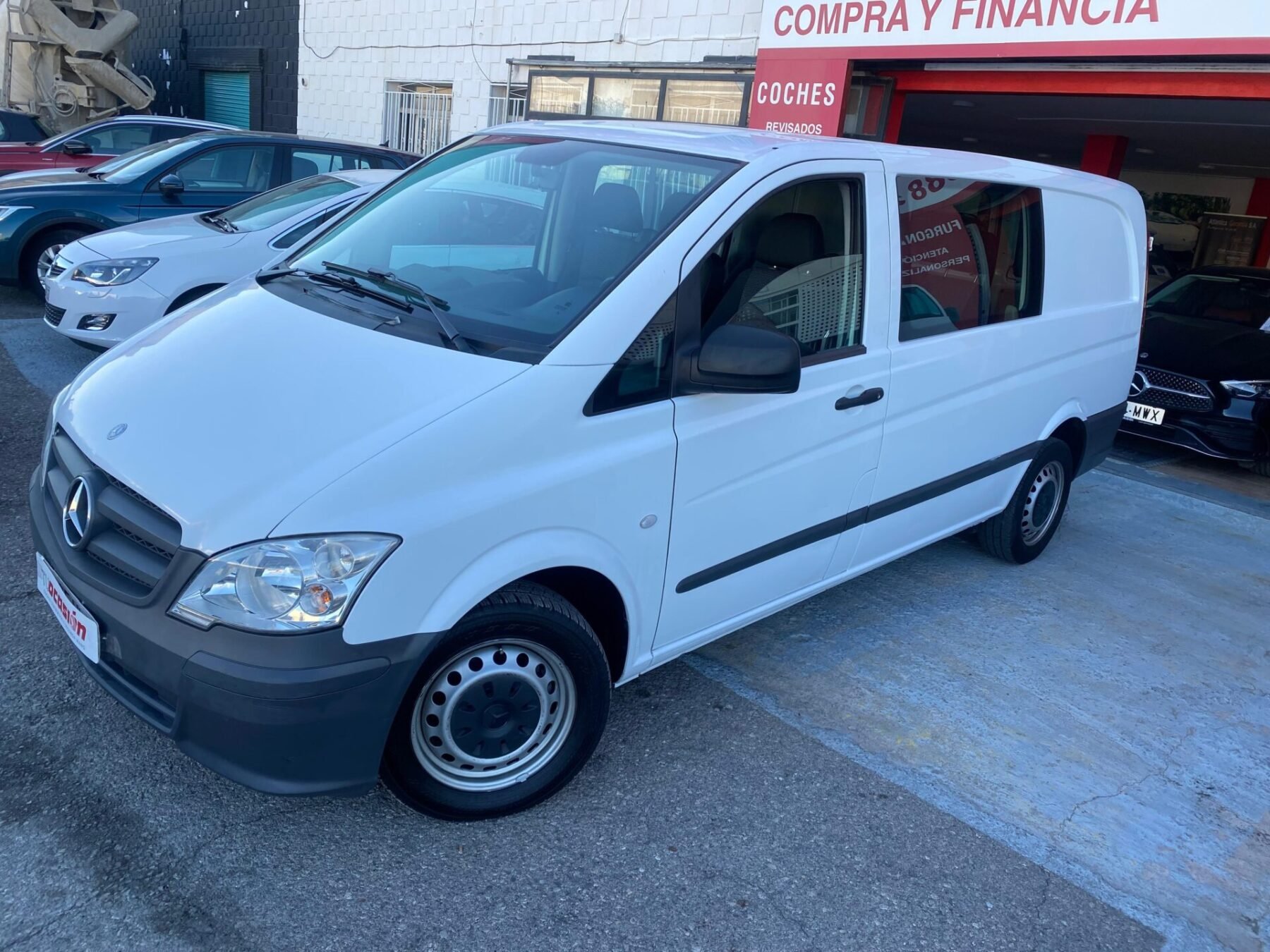 MERCEDES-BENZ VITO SHUTTLE 2.15 CDI MINIBUS LARGO