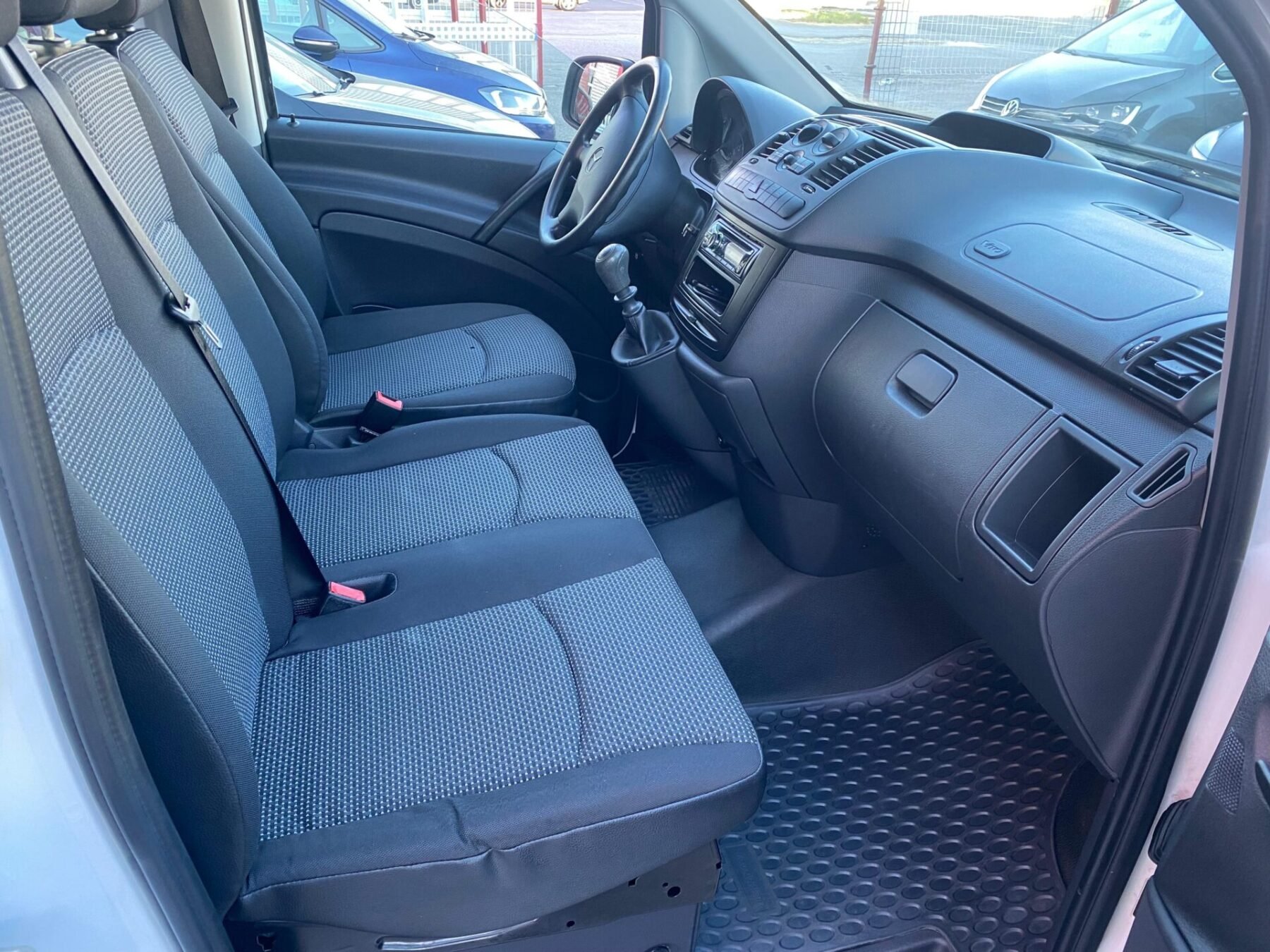 MERCEDES-BENZ VITO SHUTTLE 2.15 CDI MINIBUS LARGO