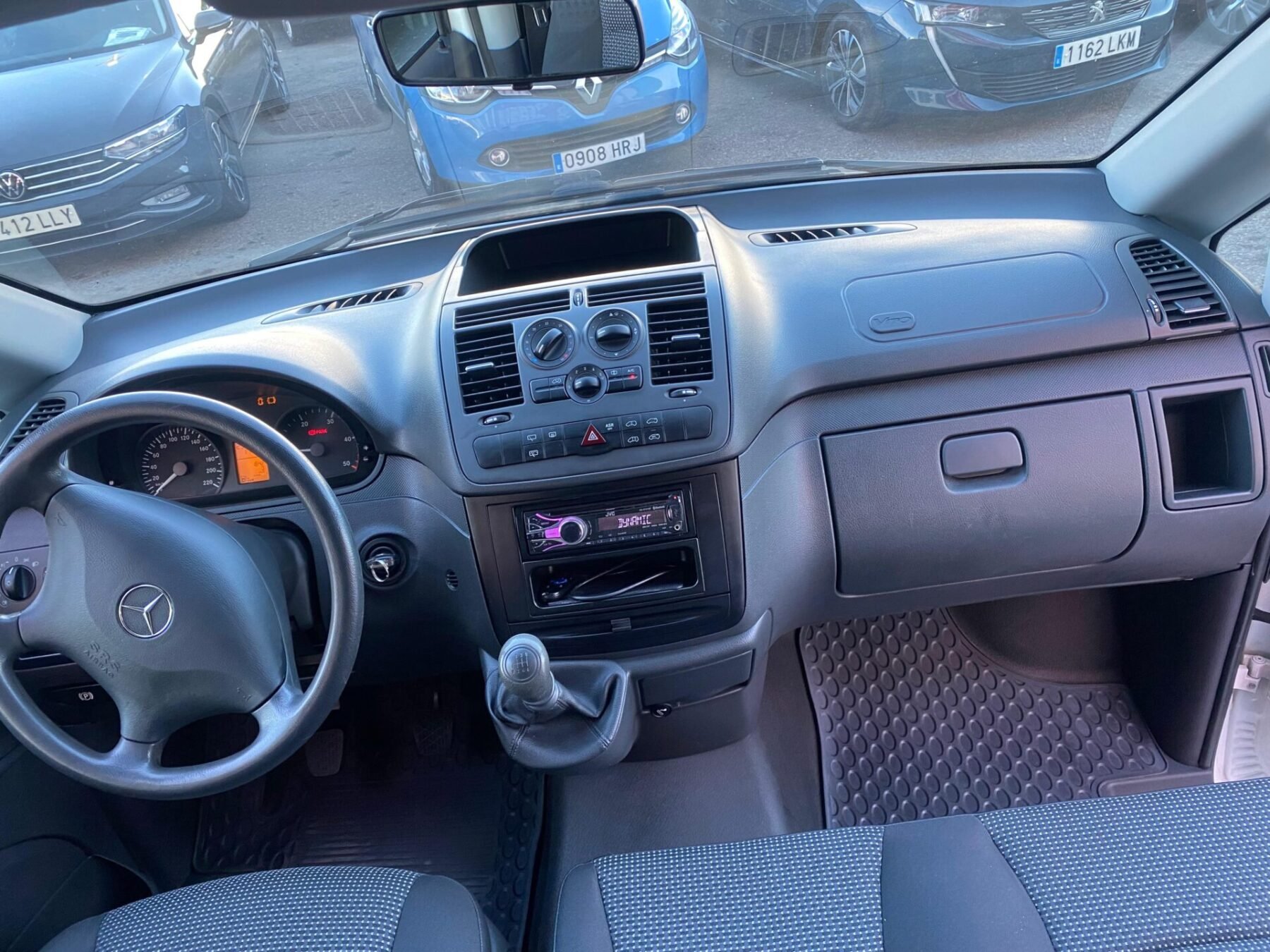 MERCEDES-BENZ VITO SHUTTLE 2.15 CDI MINIBUS LARGO