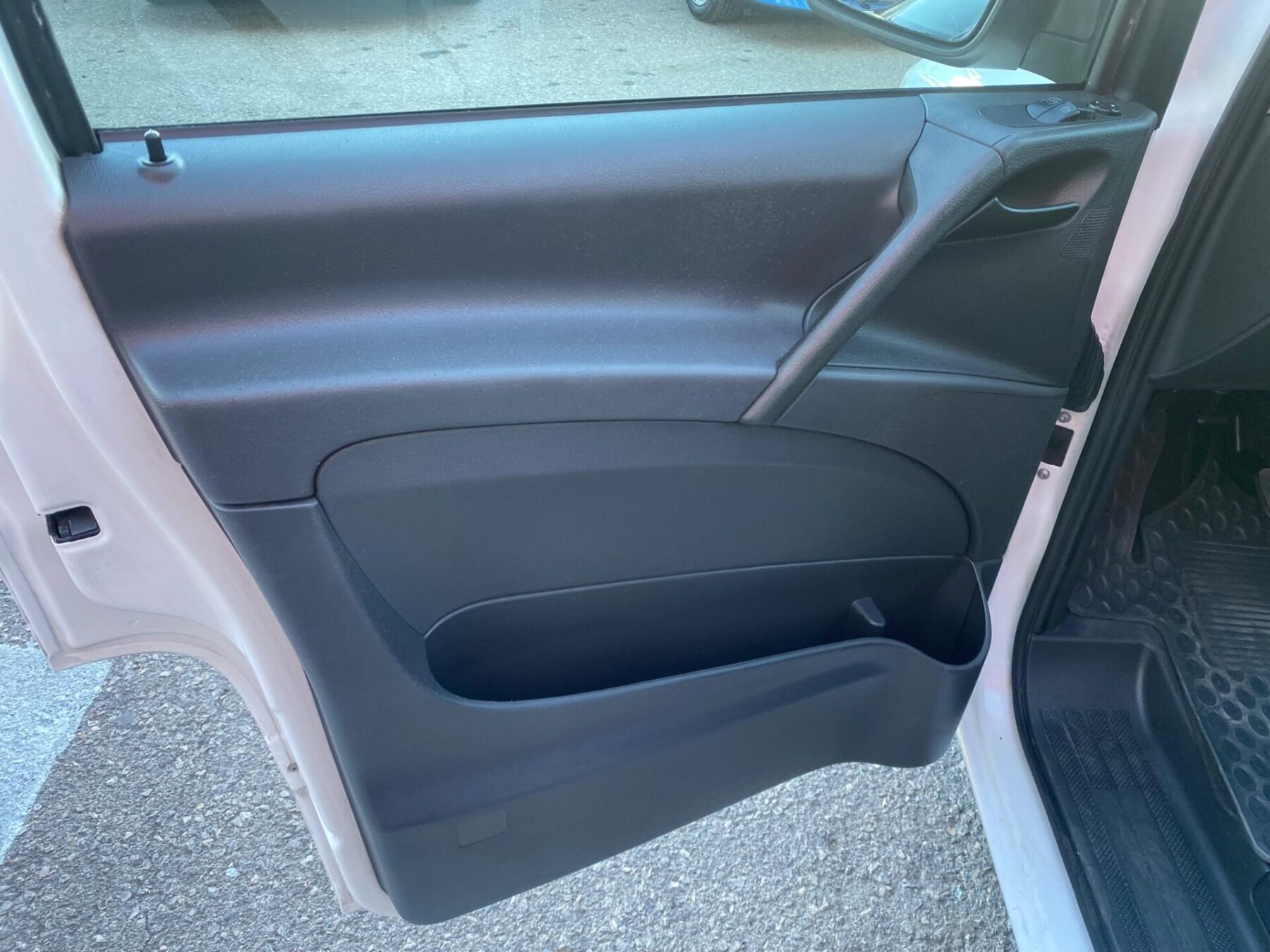 MERCEDES-BENZ VITO SHUTTLE 2.15 CDI MINIBUS LARGO