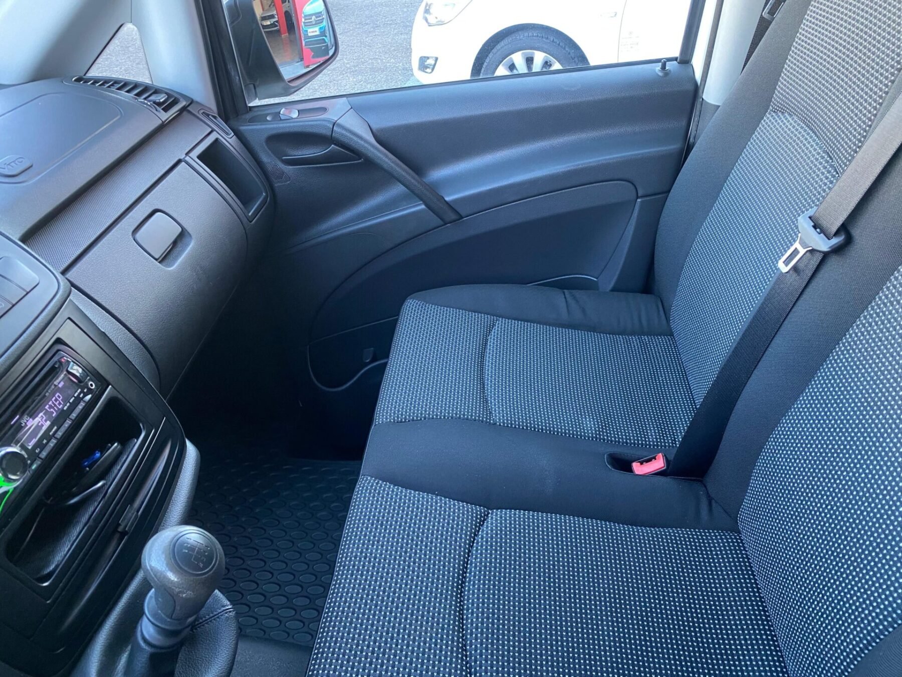 MERCEDES-BENZ VITO SHUTTLE 2.15 CDI MINIBUS LARGO